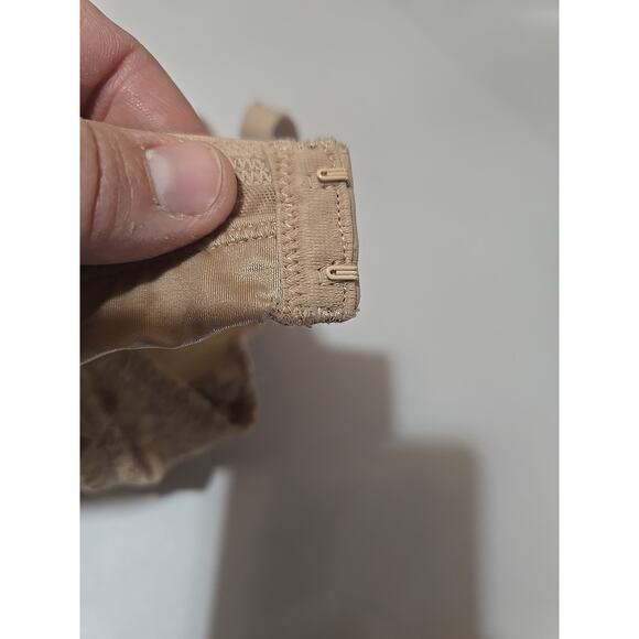 Cosmopolitan Tan Full Coverage Adjustable Straps Underwire Push Up Bra Size 36C - Picture 3 of 6